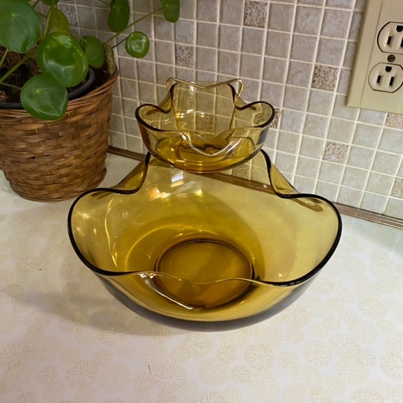 Vintage Chip & Dip bowl set with clip amber glass MCM - Picture 2 of 7